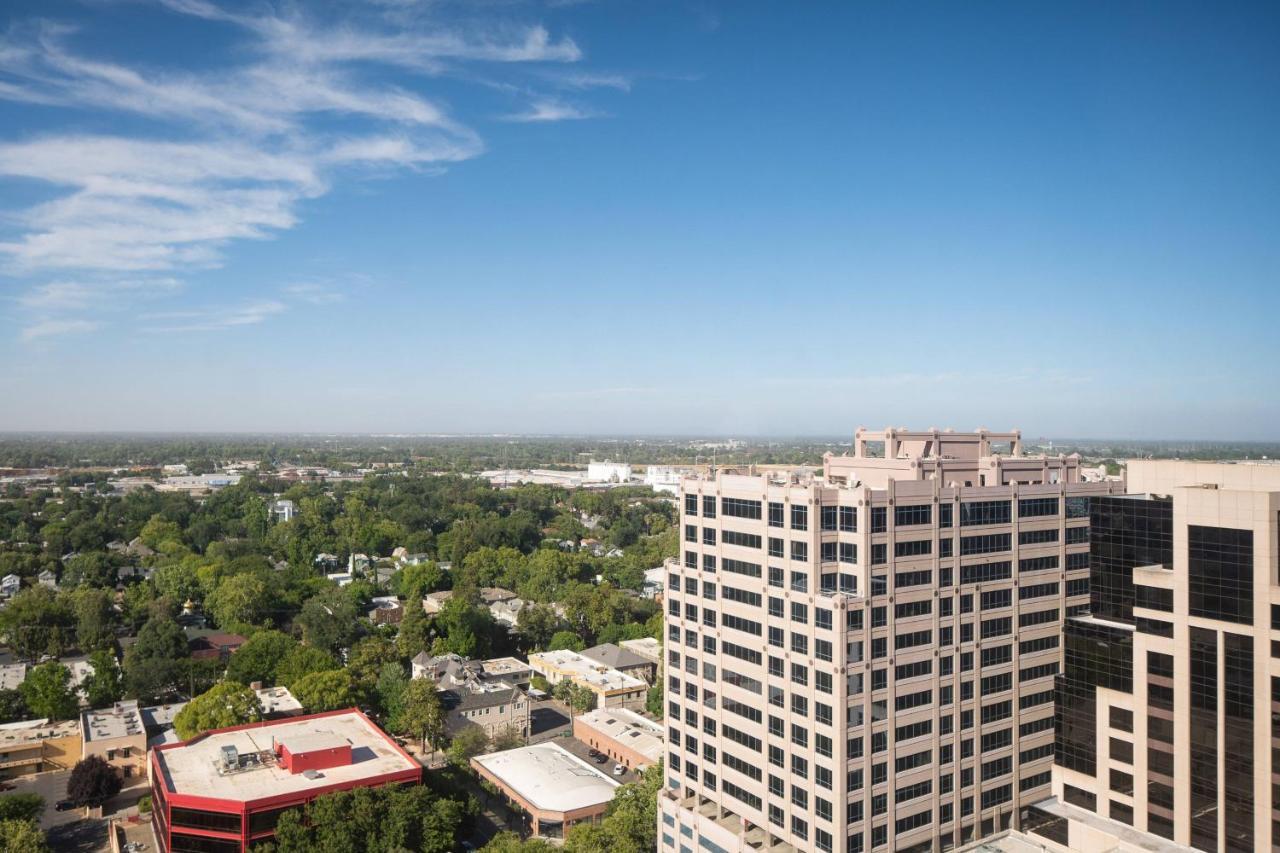 Sheraton Grand Sacramento Exterior photo